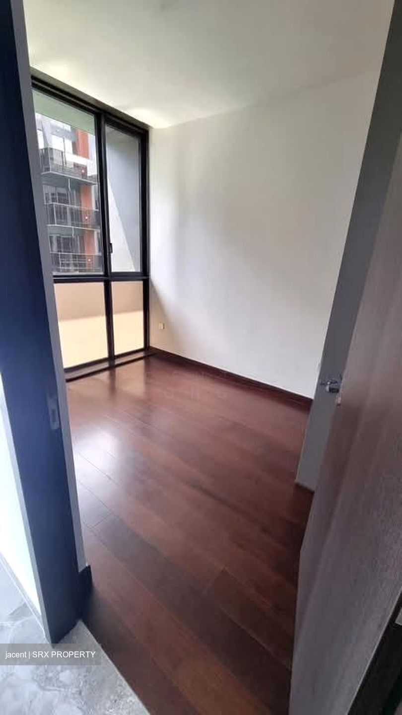 The Commodore (D27), Condominium #584076811